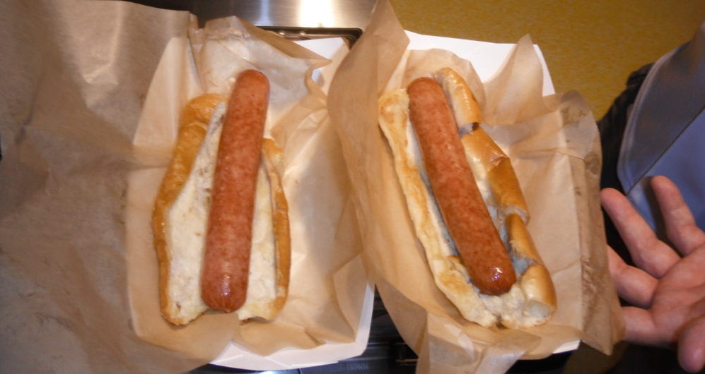 Marlins-Park-hot-dogs